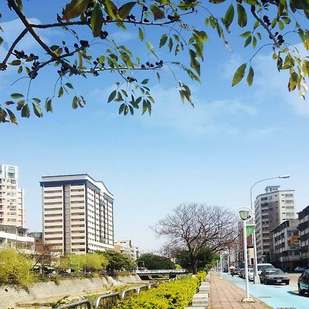 Aeris International Hotel Taichung Exterior photo